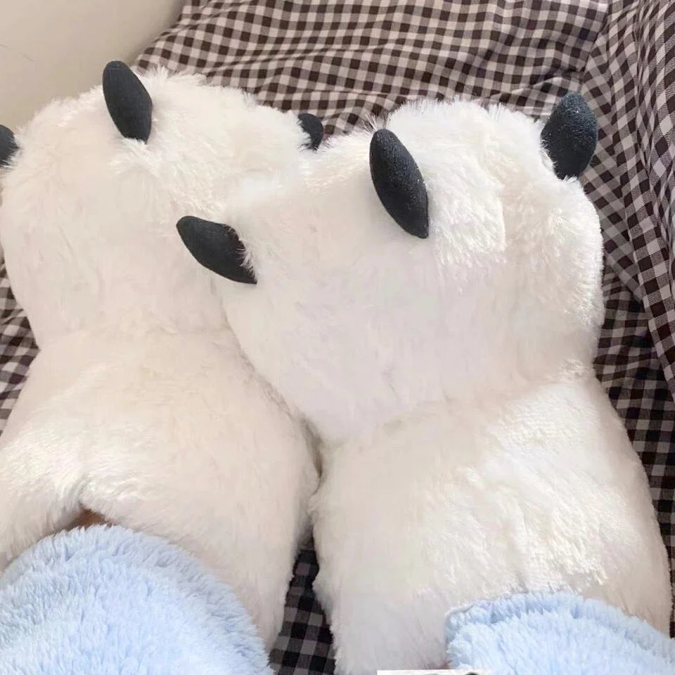 Bear Claw Winter Furry Slippers - Image 5
