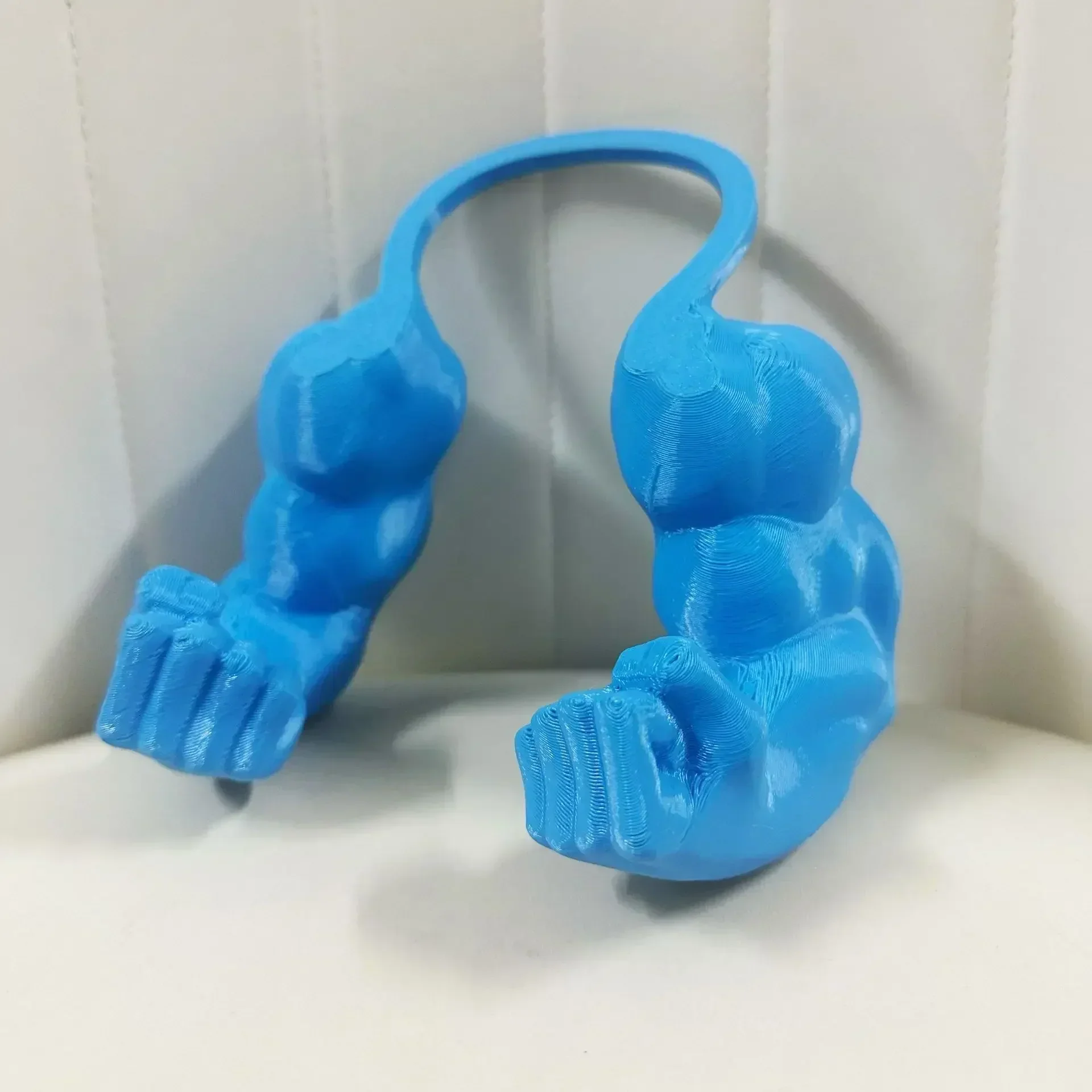 Body Builder Neck Hanging Pet Toy - Image 8