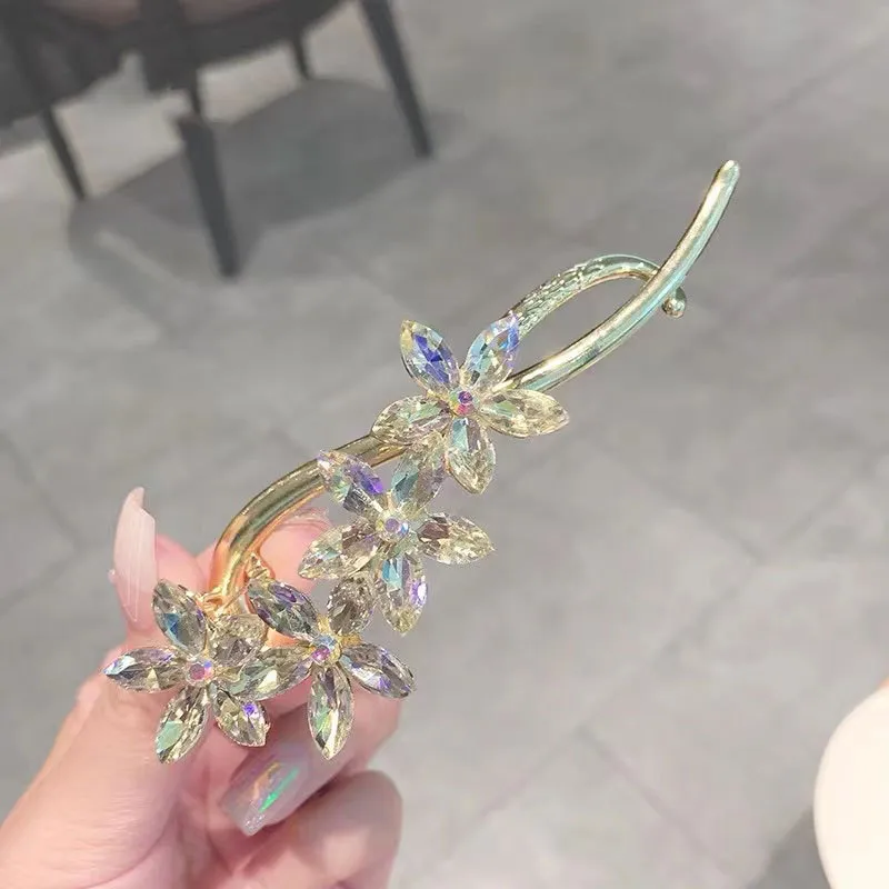 Butterfly Spark Zircon Flower Hairpin - Image 3