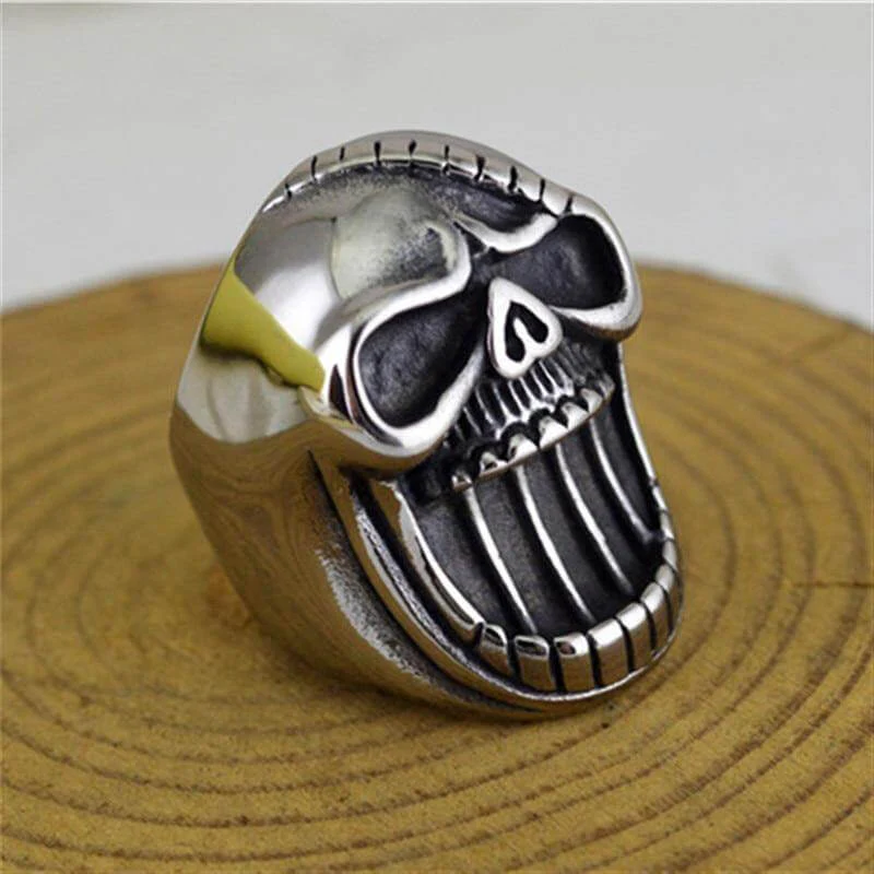 Cool Skull Unisex Ring Bottle Opener - Image 8