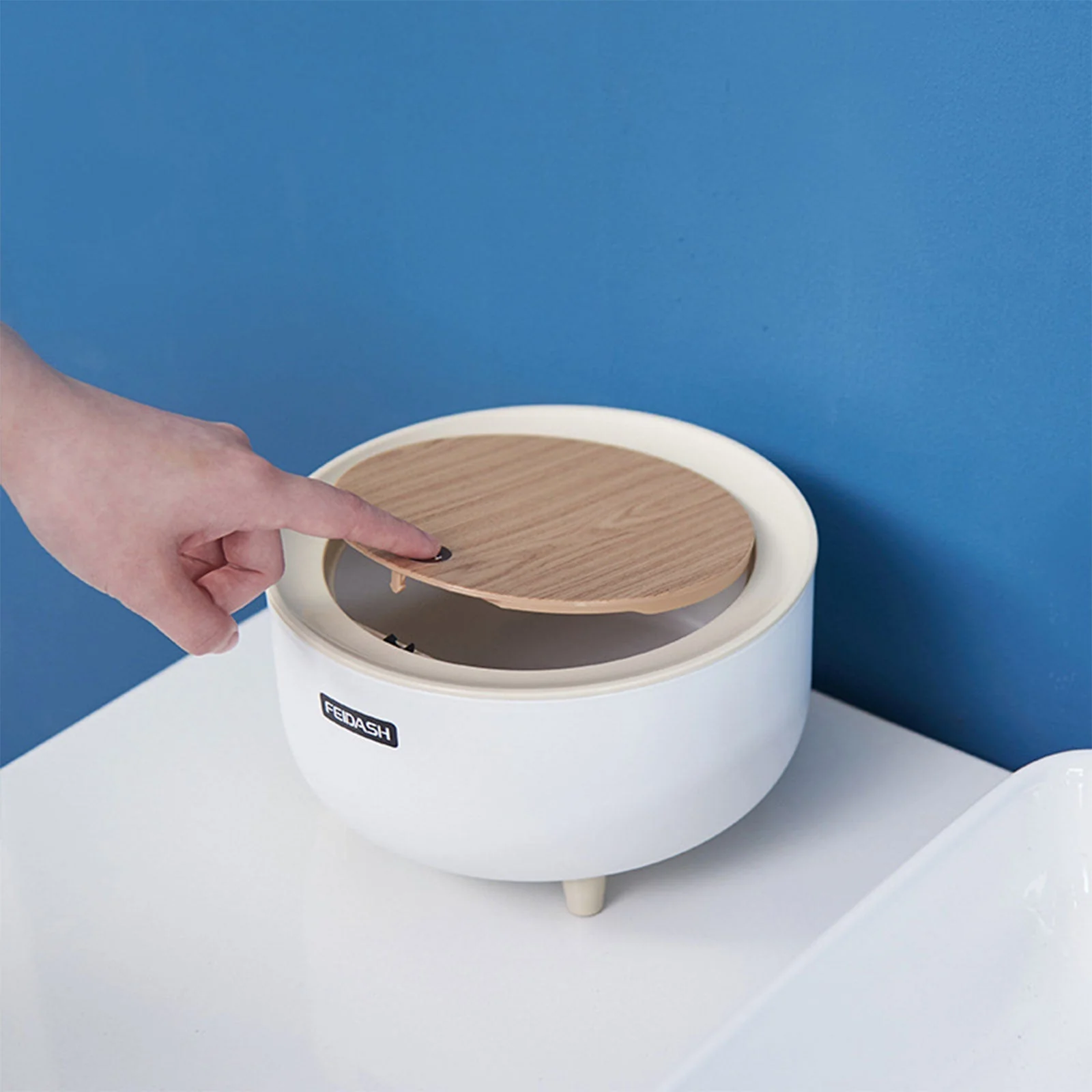 Desktop Elegant Mini Non-Slip Trash Can - Image 2