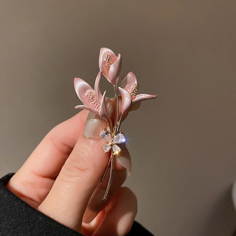 Elegant Rhinestone Flower Brooches - Image 16