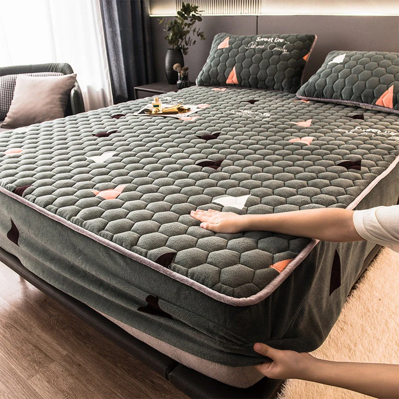 Elegant Velvet Thick Mattress Cover - Image 17