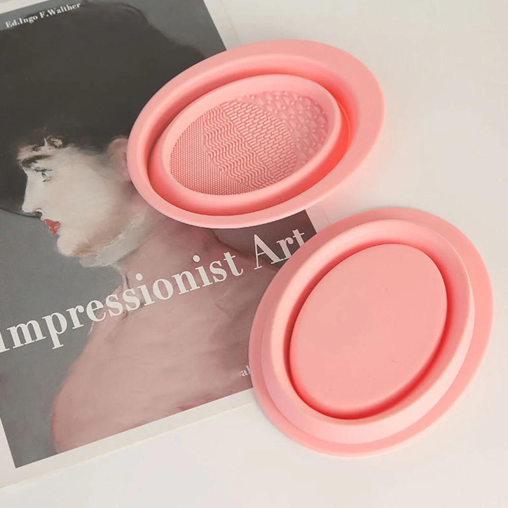Foldable Makeup Brush Cleaning Bowl - Image 4