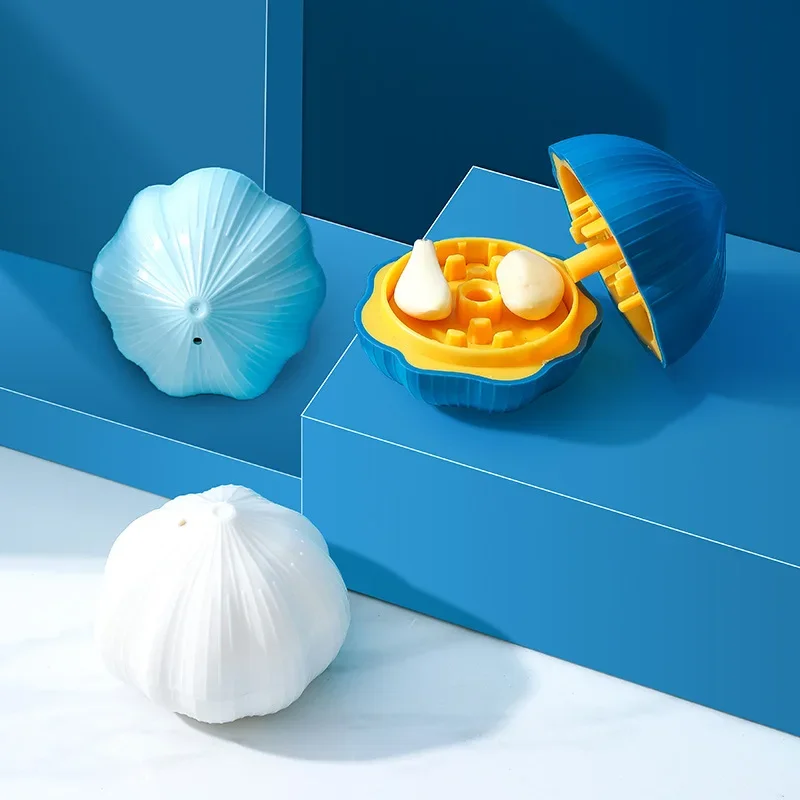 Garlic Shape Rotating Vegetable Grinder - Image 2