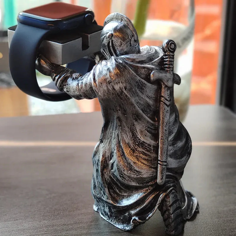 Guardian of Timepiece Medieval Watch Holder - Image 4