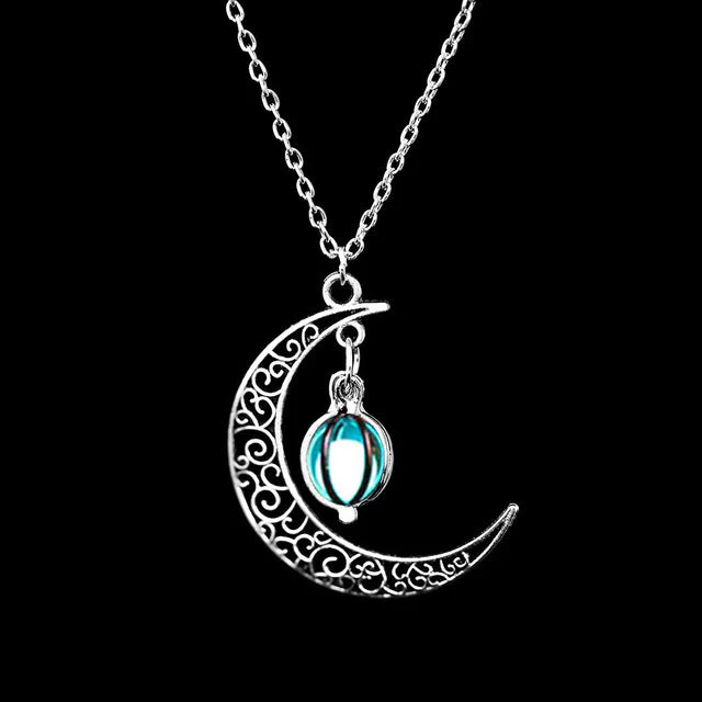 Luminous Moon Pendant Charming Necklace - Image 6