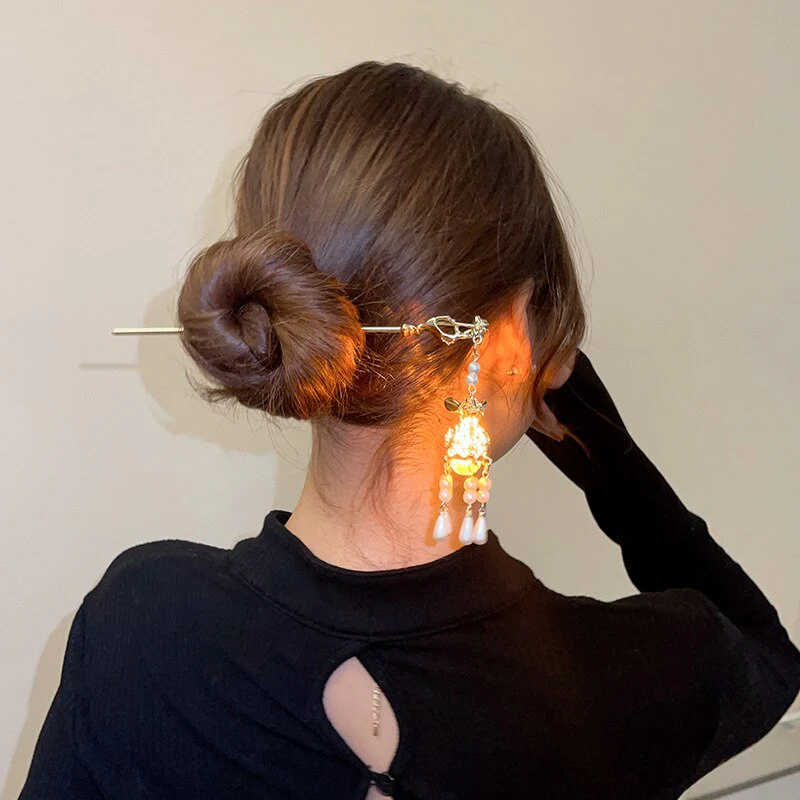 Luminous Stylish Butterfly Lantern Hairpin - Image 6