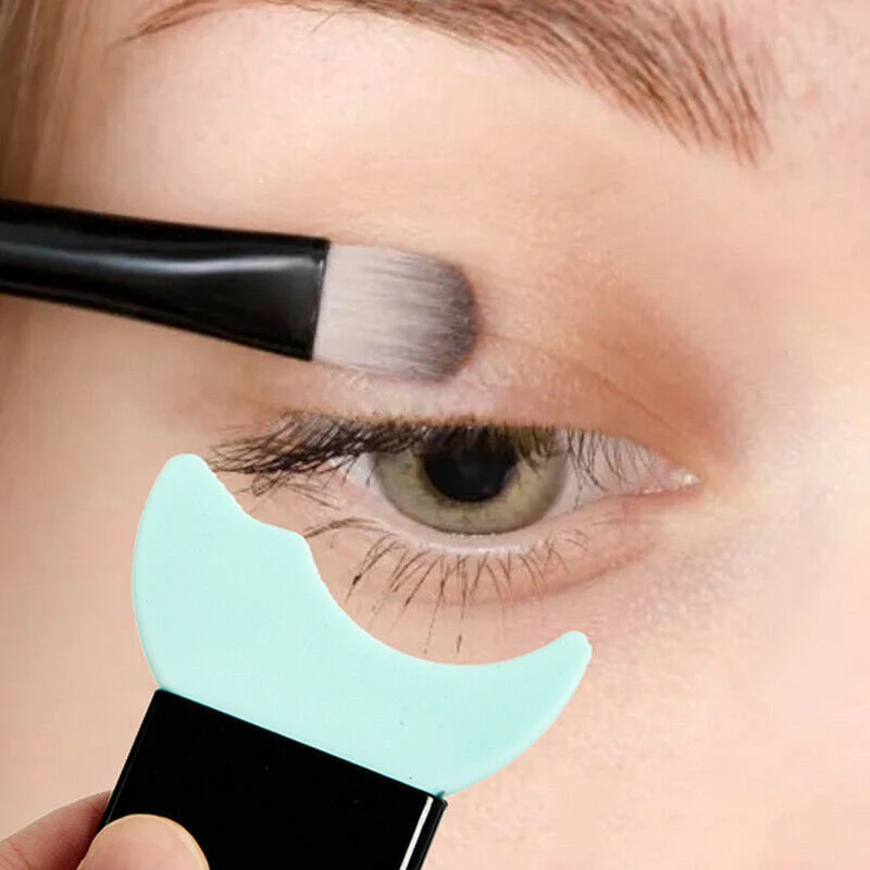 Makeup Eyeliner Guide Template Shaper - Image 6
