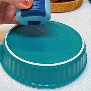 Metering Seasoning Dispenser Bottle - Image 4