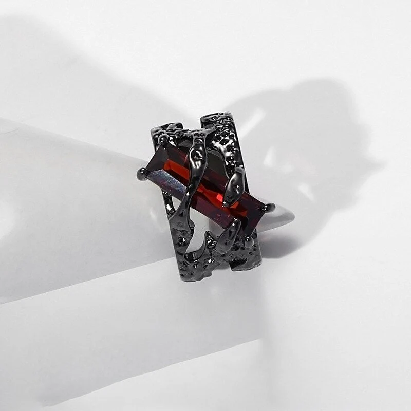 Midnight Majesty Zircon Ring - Image 4