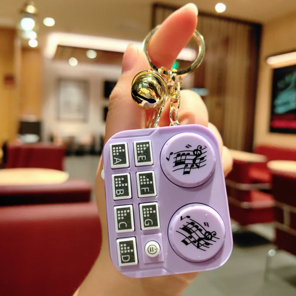Mini DJ Turntable Toy Keychain - Image 4