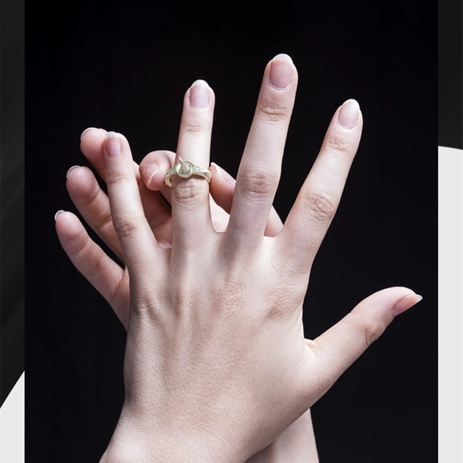 Mysterious Black Pearl Hidden Knife Ring - Image 5
