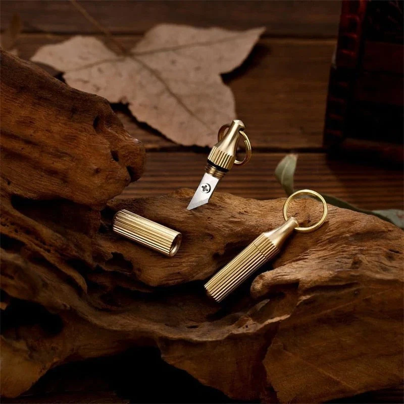 Pocket Capsule Outdoor Survival Mini Knife - Image 3