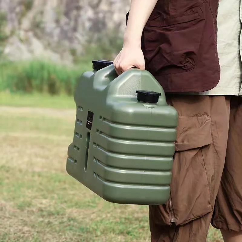 Portable Built-in Tap Camping Water Tank - Image 3