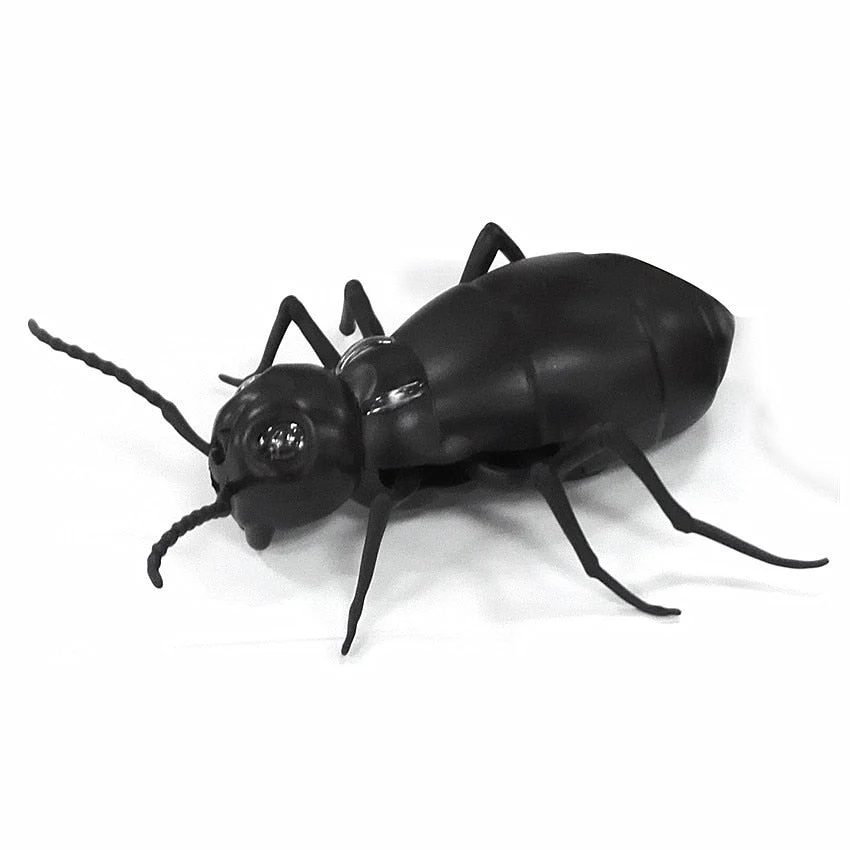Remote Controlled Cockroach Bug Toy - Image 6