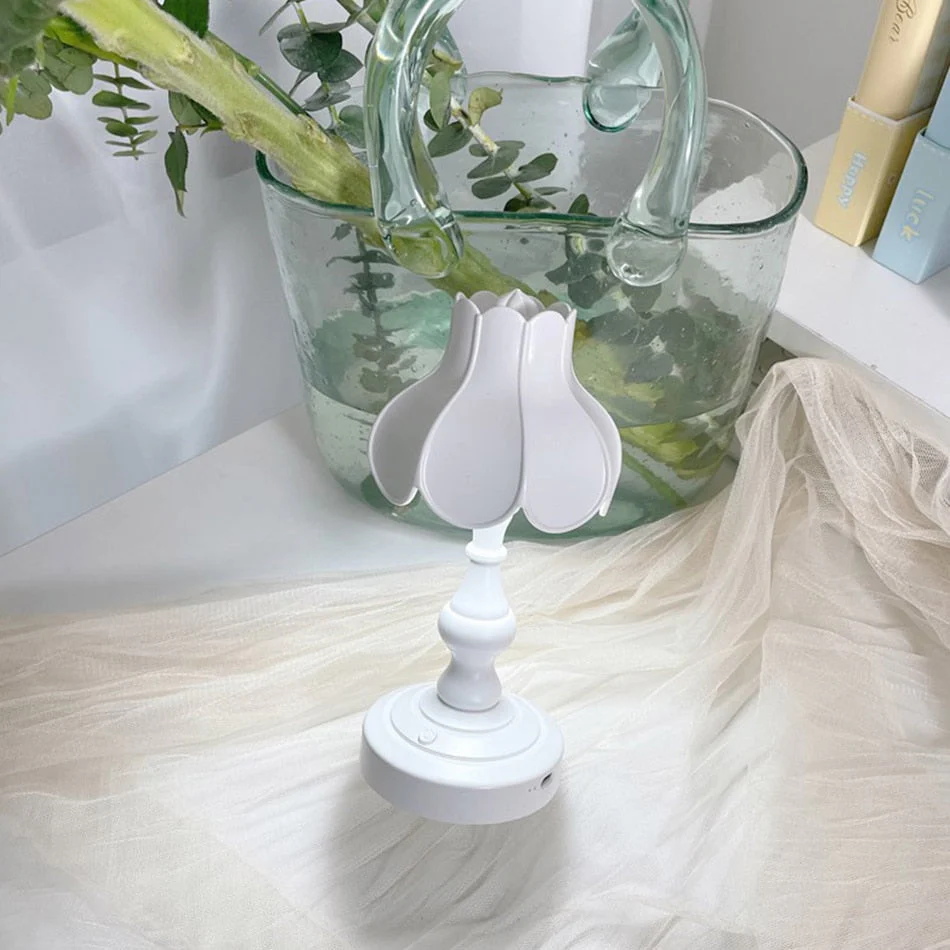 Retro Lotus Desktop Lamp - Image 7