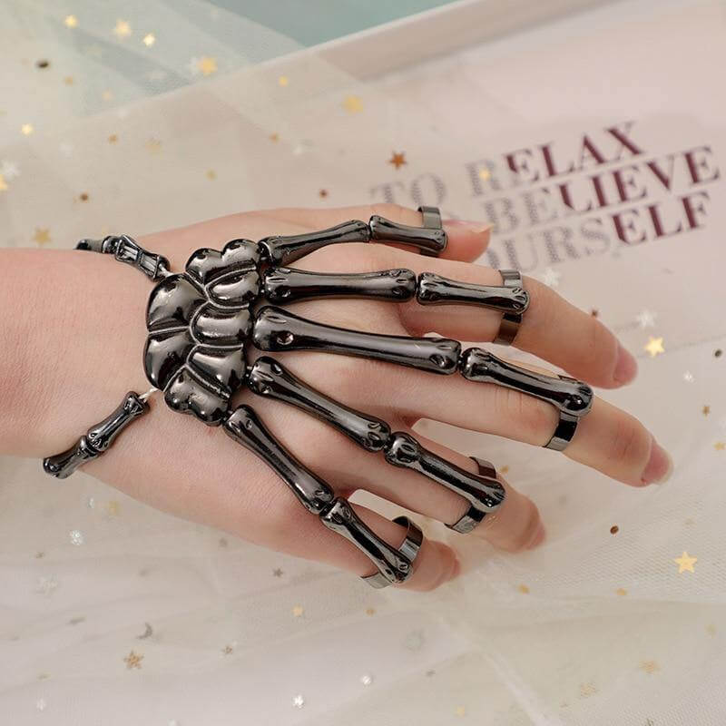 Skeleton Punk Halloween Finger Bracelet - Image 7