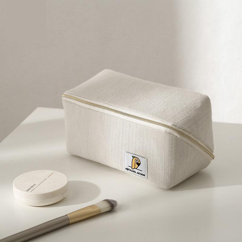 Waterproof Wide Open Makeup Bag - Image 3