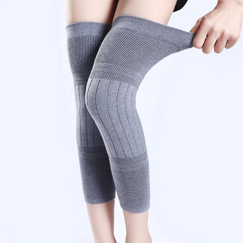 Winter Warmers Flexible Thermal Knee Pads - Image 4