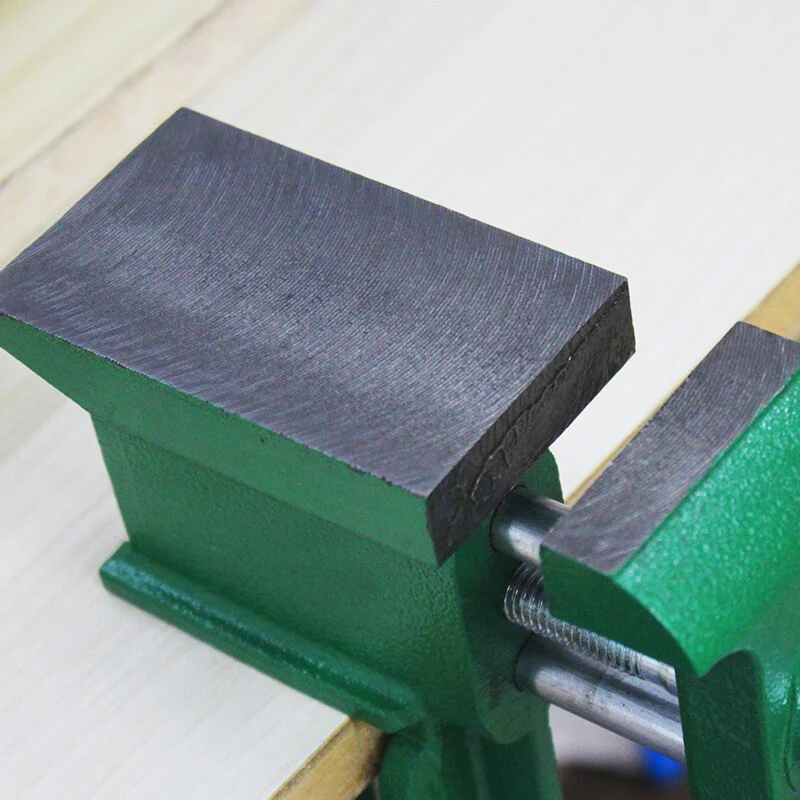 Woodworking DIY Clamp-On Bench Vise - Image 2